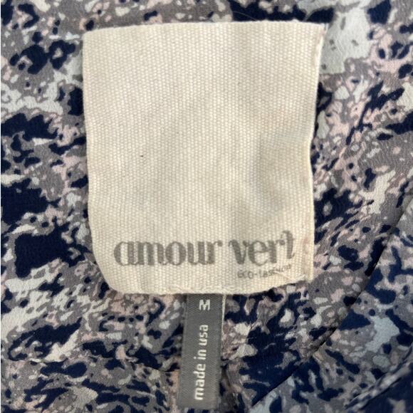 Amour Vert Womens Silk 3/4 Sleeve Popover Tunic Blouse Sz Medium Abstract Print - Picture 3 of 6